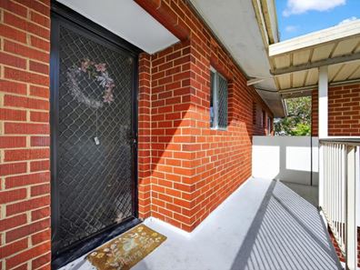 15/14 Canham Way, Orelia WA 6167