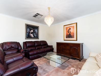 2/74 Spencer Avenue, Yokine WA 6060