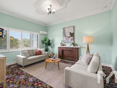 125 South Street, Beaconsfield WA 6162