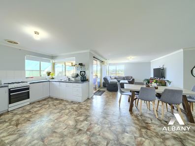 67 Kurannup Road, Bayonet Head WA 6330
