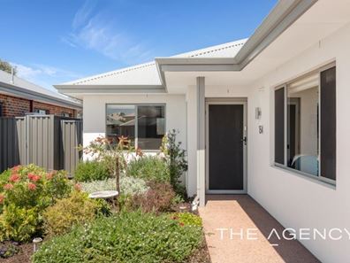 154/100 Clementine Boulevard, Treeby WA 6164