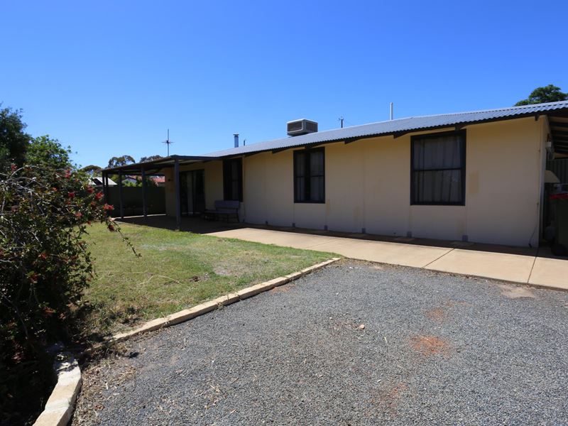 19 Hakea Street, Kambalda West