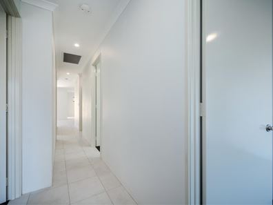 15 Barrens Rise, Eglinton WA 6034