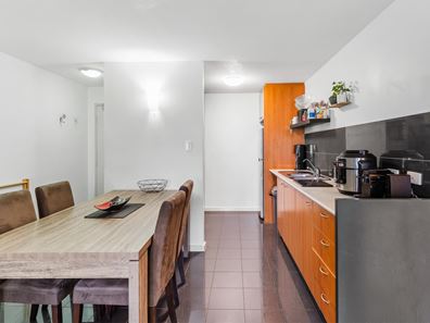 37/11 Tanunda Drive, Rivervale WA 6103