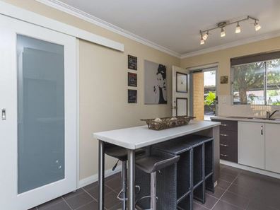6/81-83 Shakespeare Avenue, Yokine WA 6060
