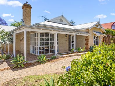 7 Amity Boulevard, Coogee WA 6166