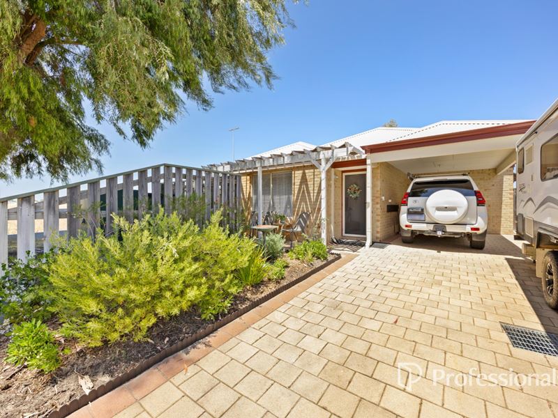 16 Norfolk Lane, Australind