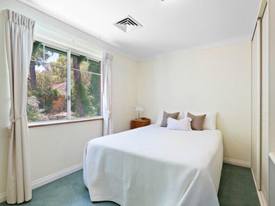 1 Sophia Grove, Roleystone WA 6111