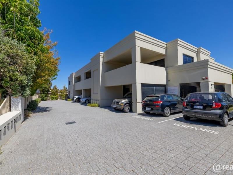 6/17 Stroughton Road, Westminster WA 6061