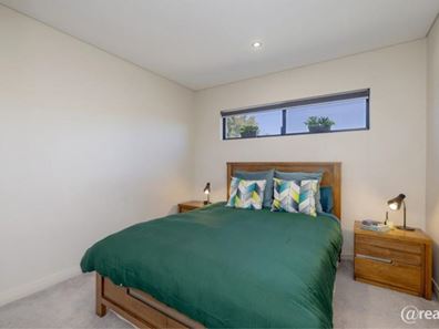 6/17 Stroughton Road, Westminster WA 6061