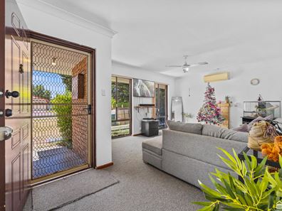 4 Challis Road, Armadale WA 6112