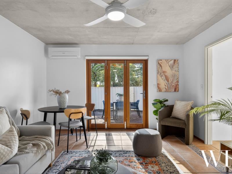 2/4 Swanbourne Street, Fremantle