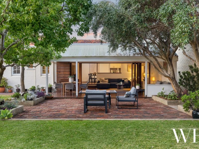31 Lefroy Road, South Fremantle WA 6162