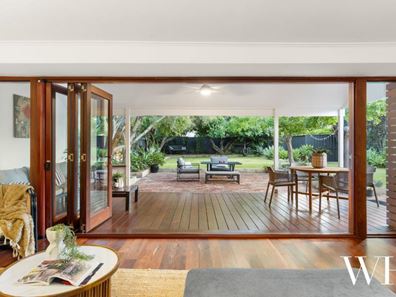 31 Lefroy Road, South Fremantle WA 6162