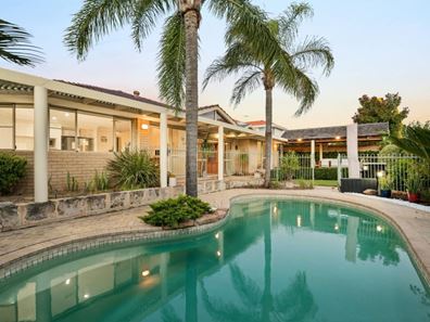 10 Anembo Close, Duncraig WA 6023