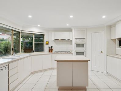 10 Anembo Close, Duncraig WA 6023
