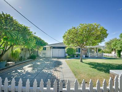 28 Regan Street, Rockingham WA 6168