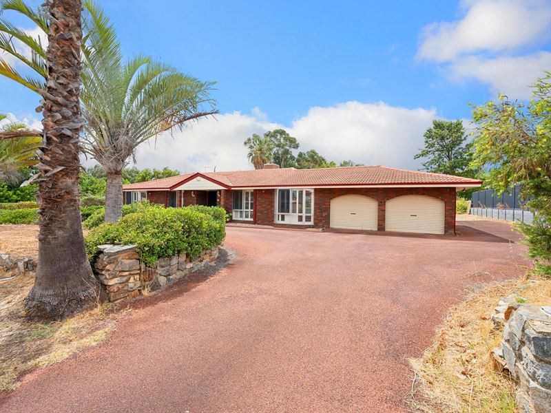 62 Walters Road, Byford WA 6122
