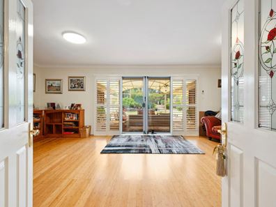 62 Walters Road, Byford WA 6122