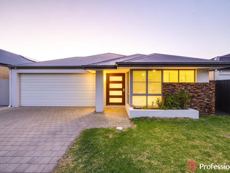 18 Monceau Meander, Landsdale WA 6065