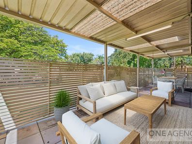 33/50 Pollard Street, Glendalough WA 6016