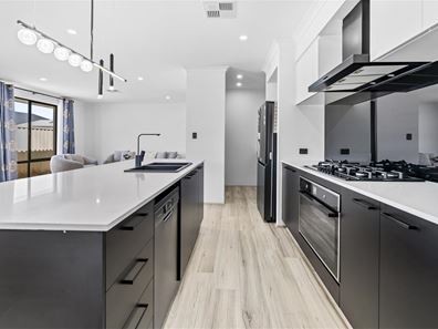 36 Halbert rise, Anketell WA 6167