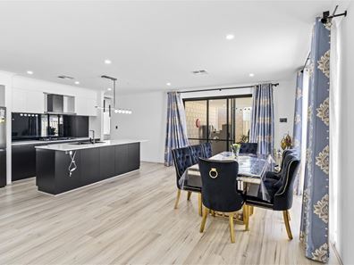 36 Halbert rise, Anketell WA 6167