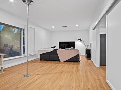 3175 Albany Highway, Armadale WA 6112