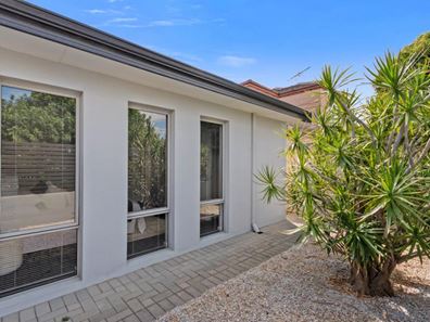108A Grand Promenade, Doubleview WA 6018
