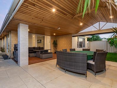 9 Melksham Way, Butler WA 6036