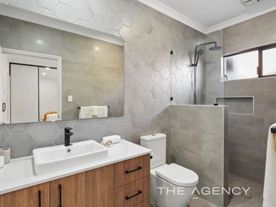 41 Hunter Way, Padbury WA 6025