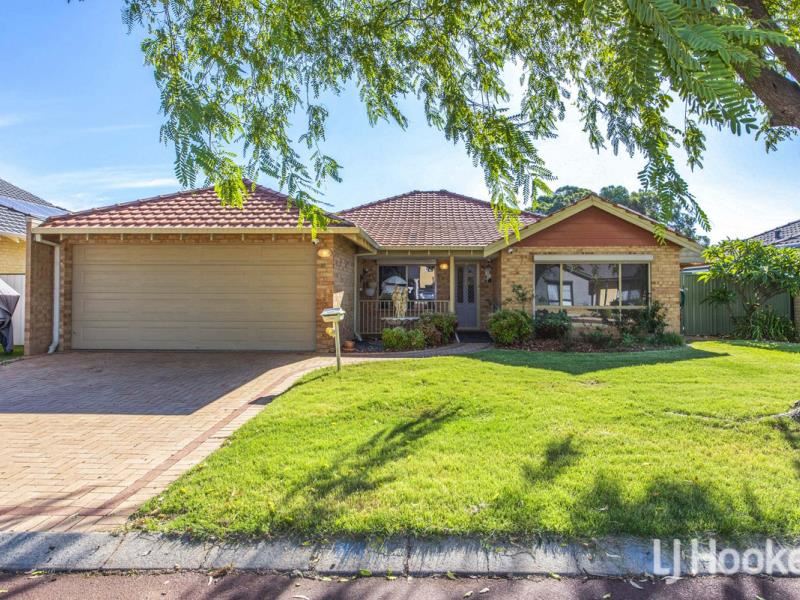 14 Bluerise Cove, Falcon