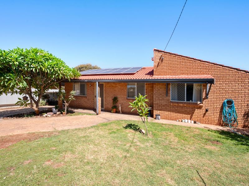 24 Phoenix Place, South Kalgoorlie WA 6430
