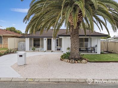 14 Larsson Walk, Clarkson WA 6030