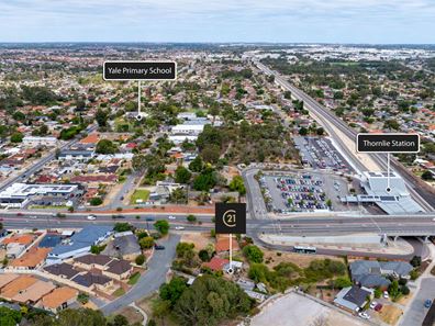 4 Banksia Circle, Thornlie WA 6108