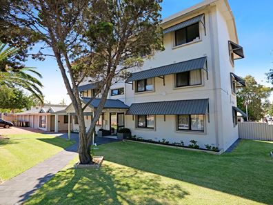 46 Scarborough Beach Road, Scarborough WA 6019