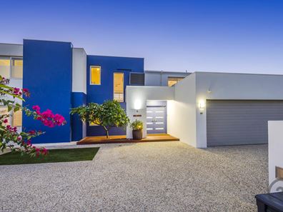 20 Seeana Pass, Halls Head WA 6210