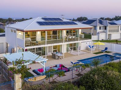 20 Seeana Pass, Halls Head WA 6210