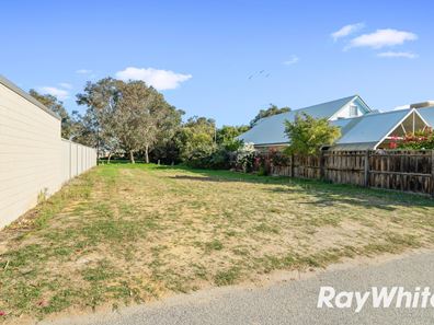13 Tasman Loop, Dudley Park WA 6210