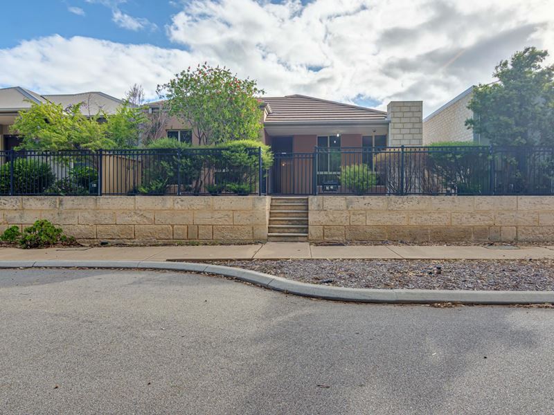 37 Newbliss Gardens, Butler