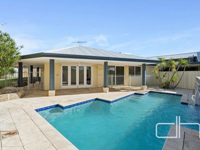31 Sophora Place, Woodvale WA 6026