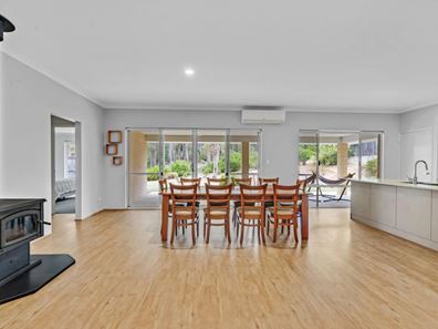 29 Sanctuary Circle, Cowaramup WA 6284