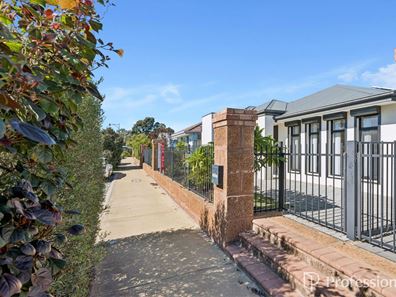 12 Saintly Turn, Byford WA 6122