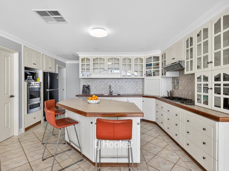 5 Barton Drive, Australind