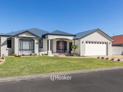 5 Barton Drive, Australind WA 6233
