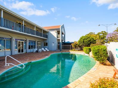 17/1-3 Hackett Street, Mandurah WA 6210