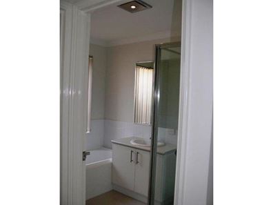 17 Tranquility Cr, Aveley WA 6069