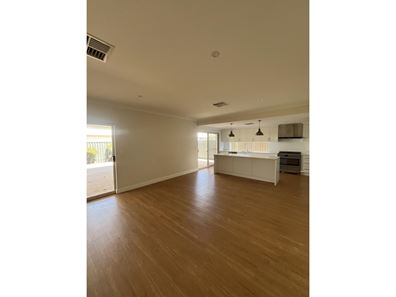 5 Wanari Way, Karlkurla WA 6430