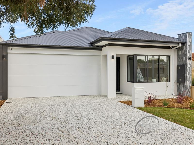 43 Kalangedy Drive, Riverton WA 6148
