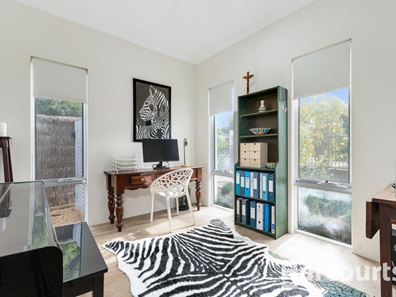 2 Pomelaa Way, Clarkson WA 6030